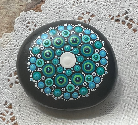 Mandala painted rock art, Summer on the lake (706e)