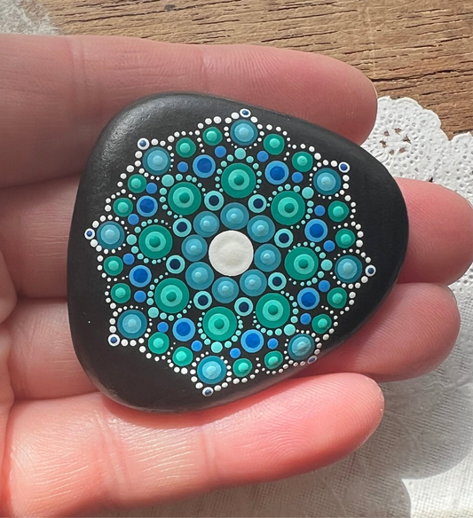 Mandala painted rock art, Victoria’s Blue Garden (706c)