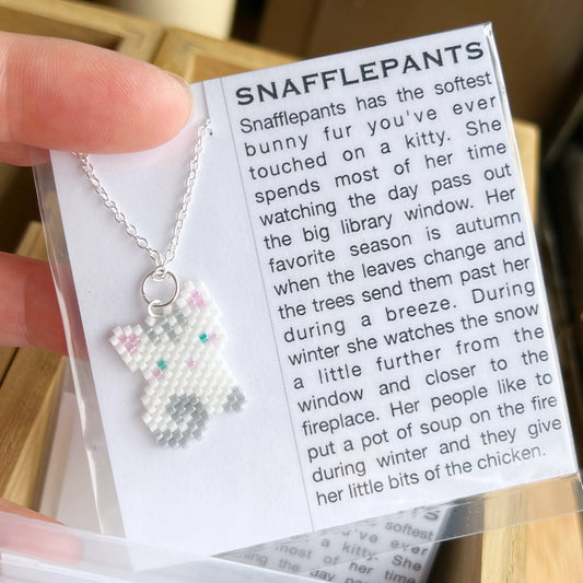 Snafflepants kitty cat necklace