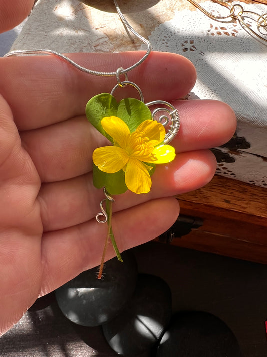 Wildflower lovers necklace