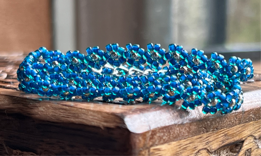 Blue beaded flower chain necklace 16-18”