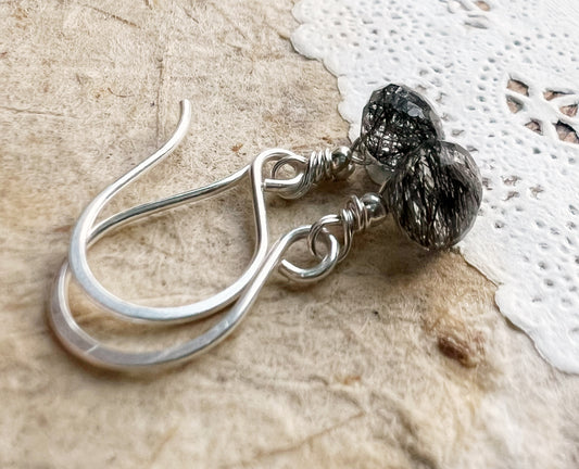 Tourmalinated quartz and sterling silver earrings