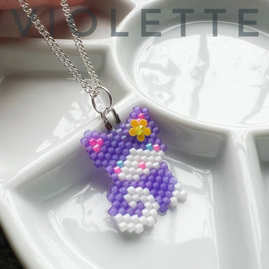 Violet kitty cat necklace
