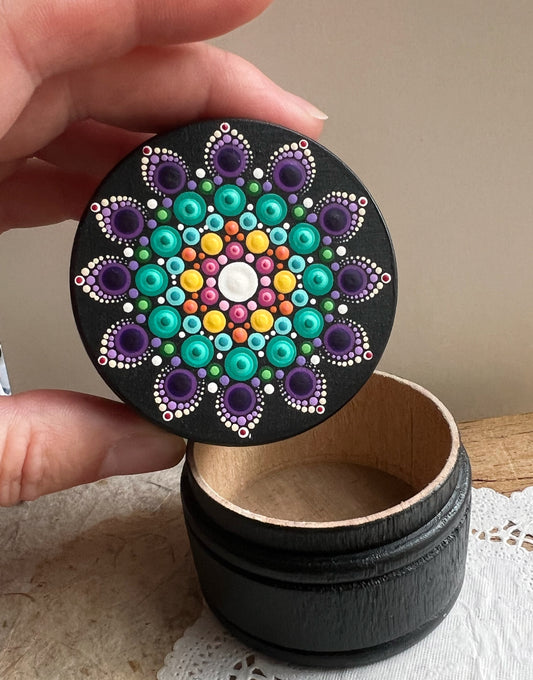 Mandala painted large keepsake box, Rainbow Dahlia (721c)