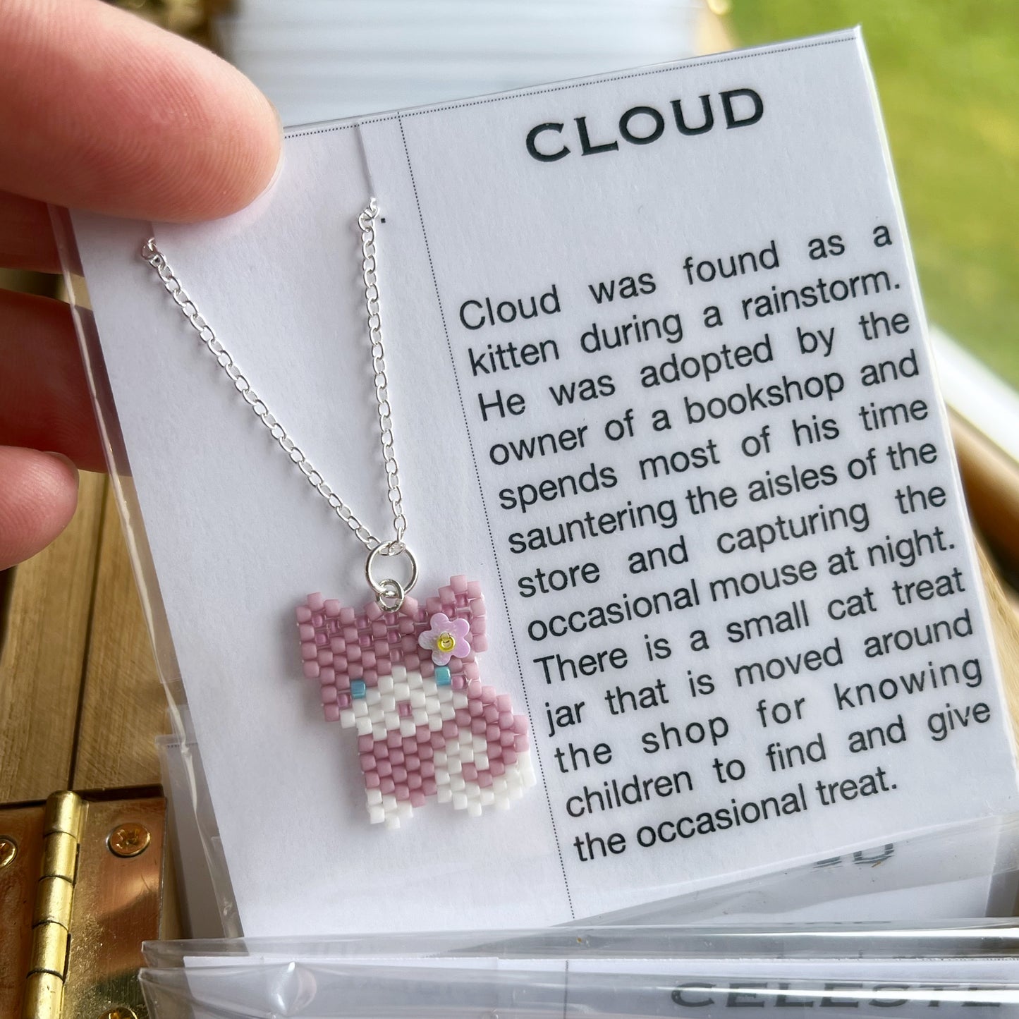 Cloud kitty can necklace