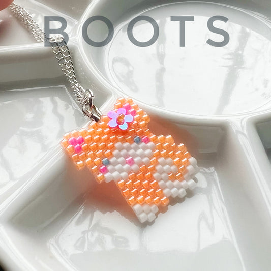 Boots kitty cat necklace
