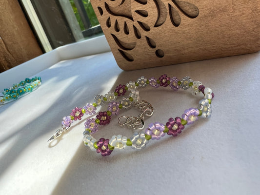 Purple Daisy chain bracelet