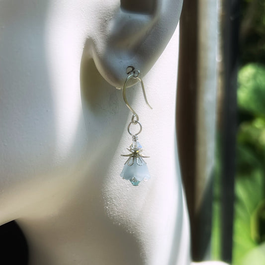 Clearance Flower earrings (mist blossom)
