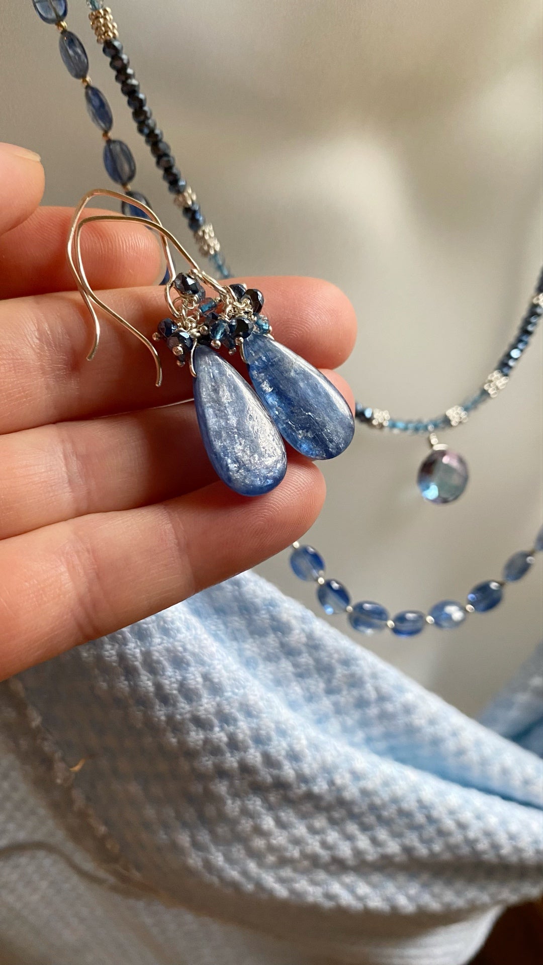 Blue kyanite gemstone necklace