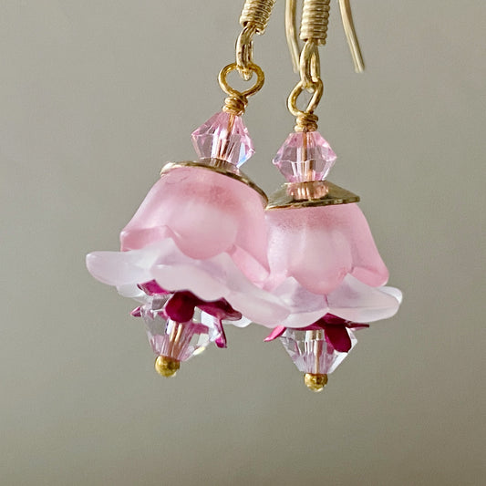 Clearance Flower earrings in pretty pink